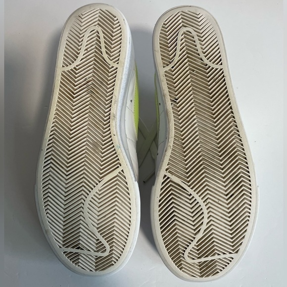 NIKE BLAZER LOW  PLATFORM Sneaker 'LEMON TWIST - Picture 14 of 14